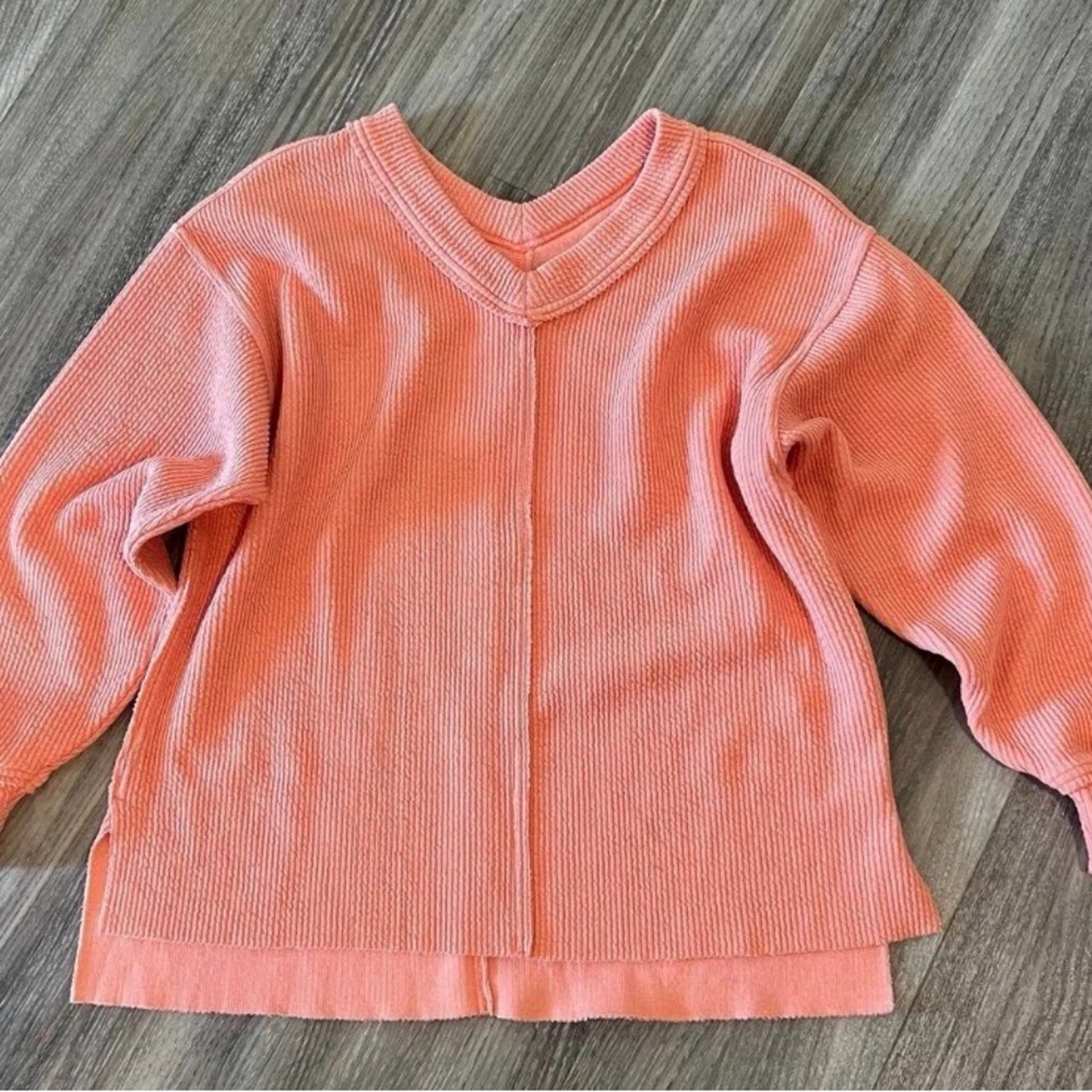 Aerie V-Neck Coral Sweater